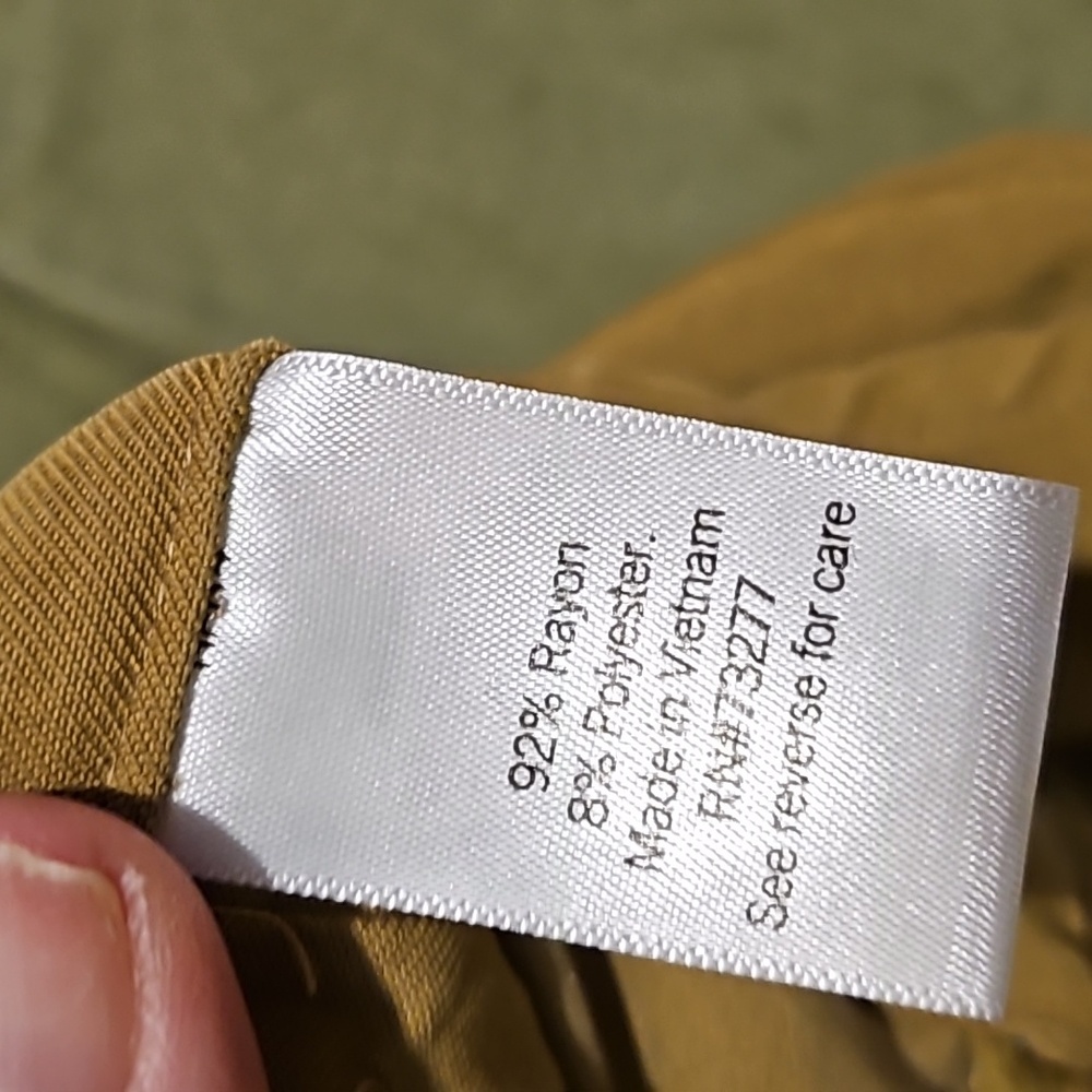 Nine West Khaki Tan Shorts 5 Inch Inseam - Picture 8 of 8